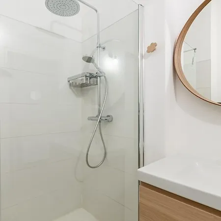 Le 37 - Hypercenter & Modern Дижон