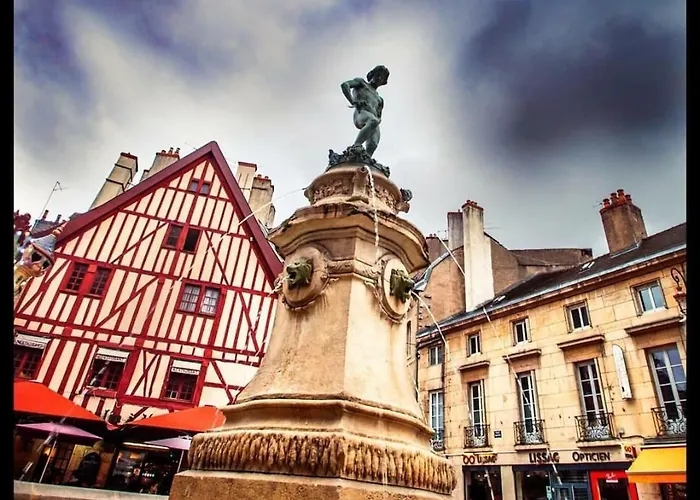 Le 37 - Hypercenter & Modern *